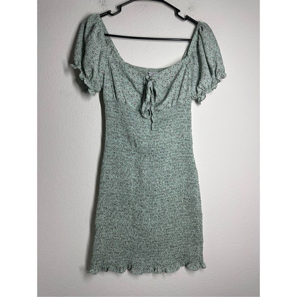 Blāshe Clothing Floral Light Dust Green Babydoll Dress Size S